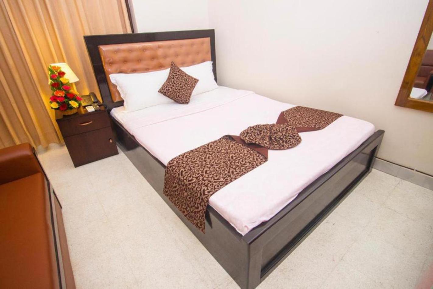 דאהקה Hotel Suite Palace Baridhara מראה חיצוני תמונה